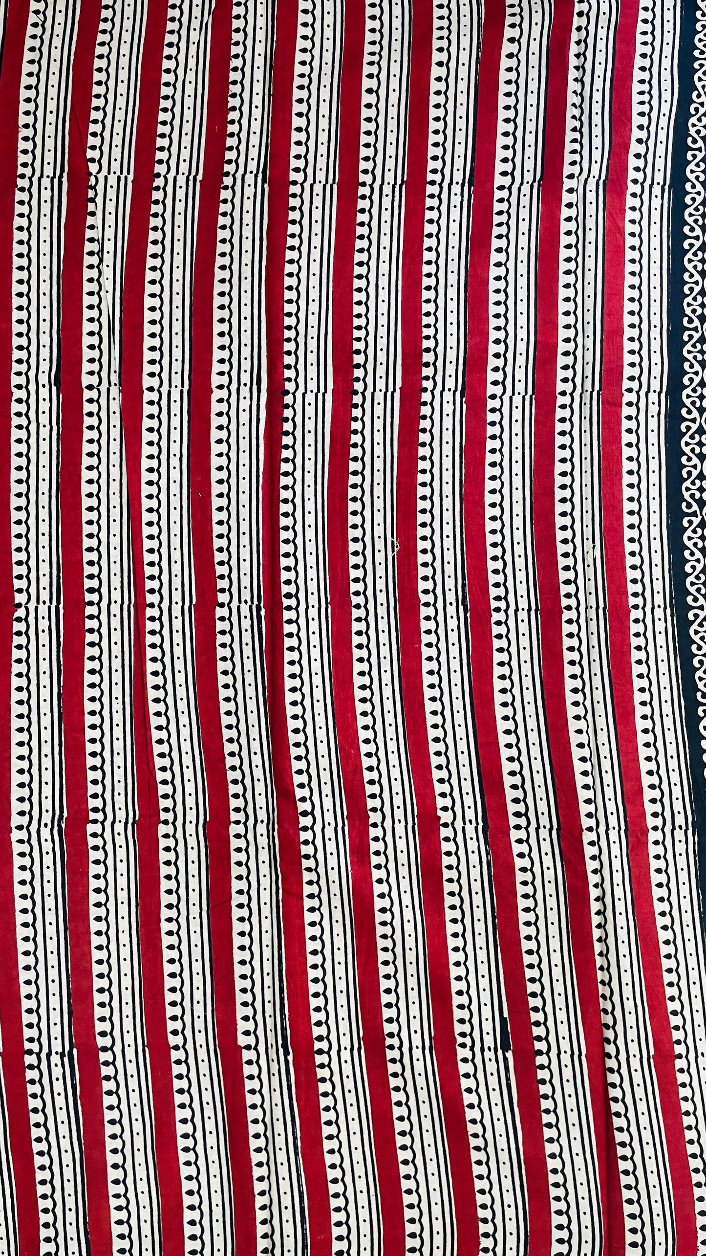 Soft Handblock Printed Cotton Saree (OFF WHITE & MAROON)