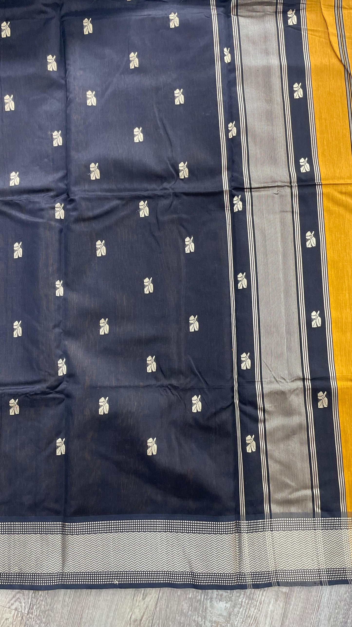 Handwoven Maheshwari Silk Cotton Saree with Buttas (MUSTARD)