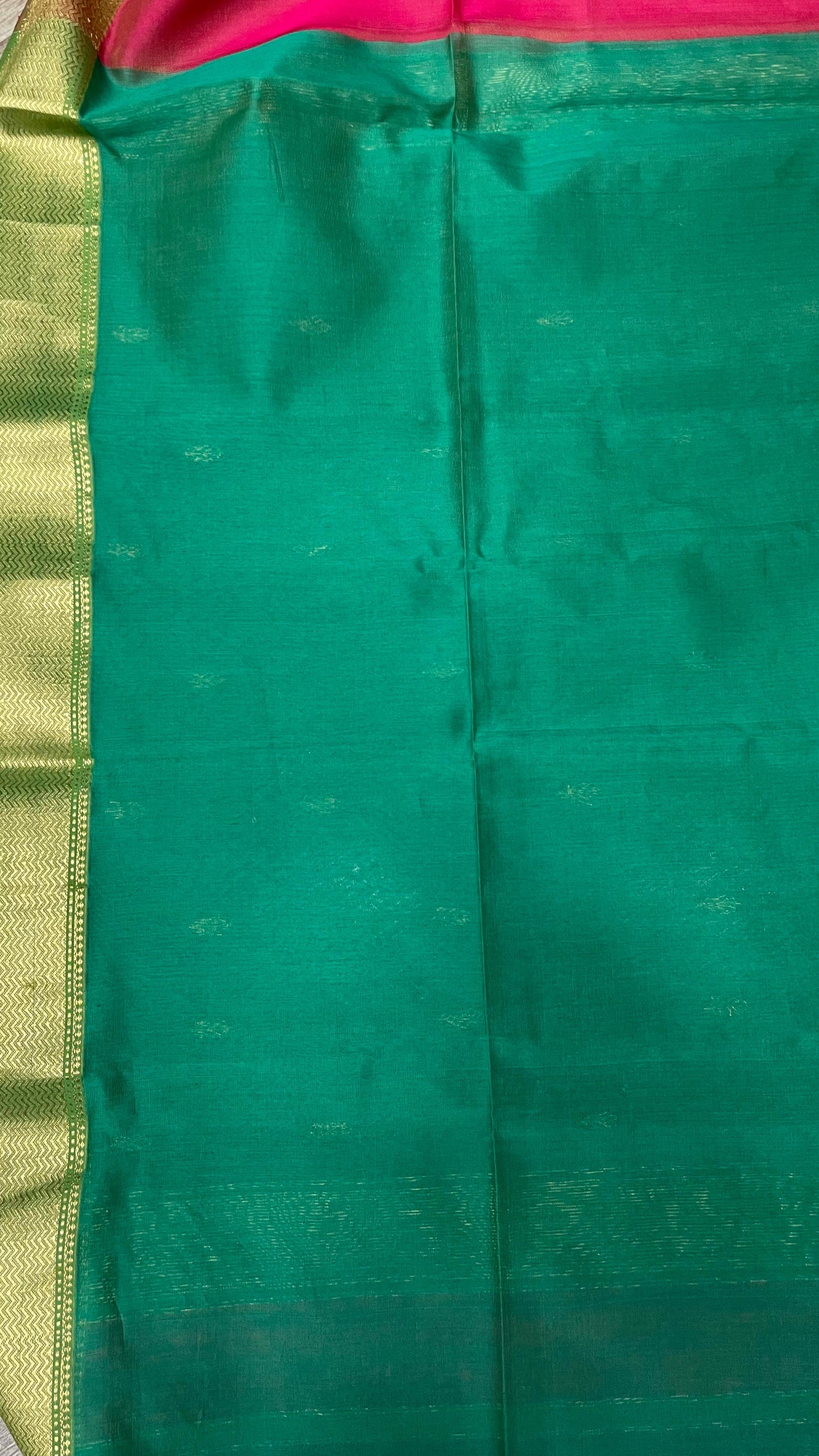 Handwoven Maheshwari Silk Cotton Saree with Buttas (DARK PINK)