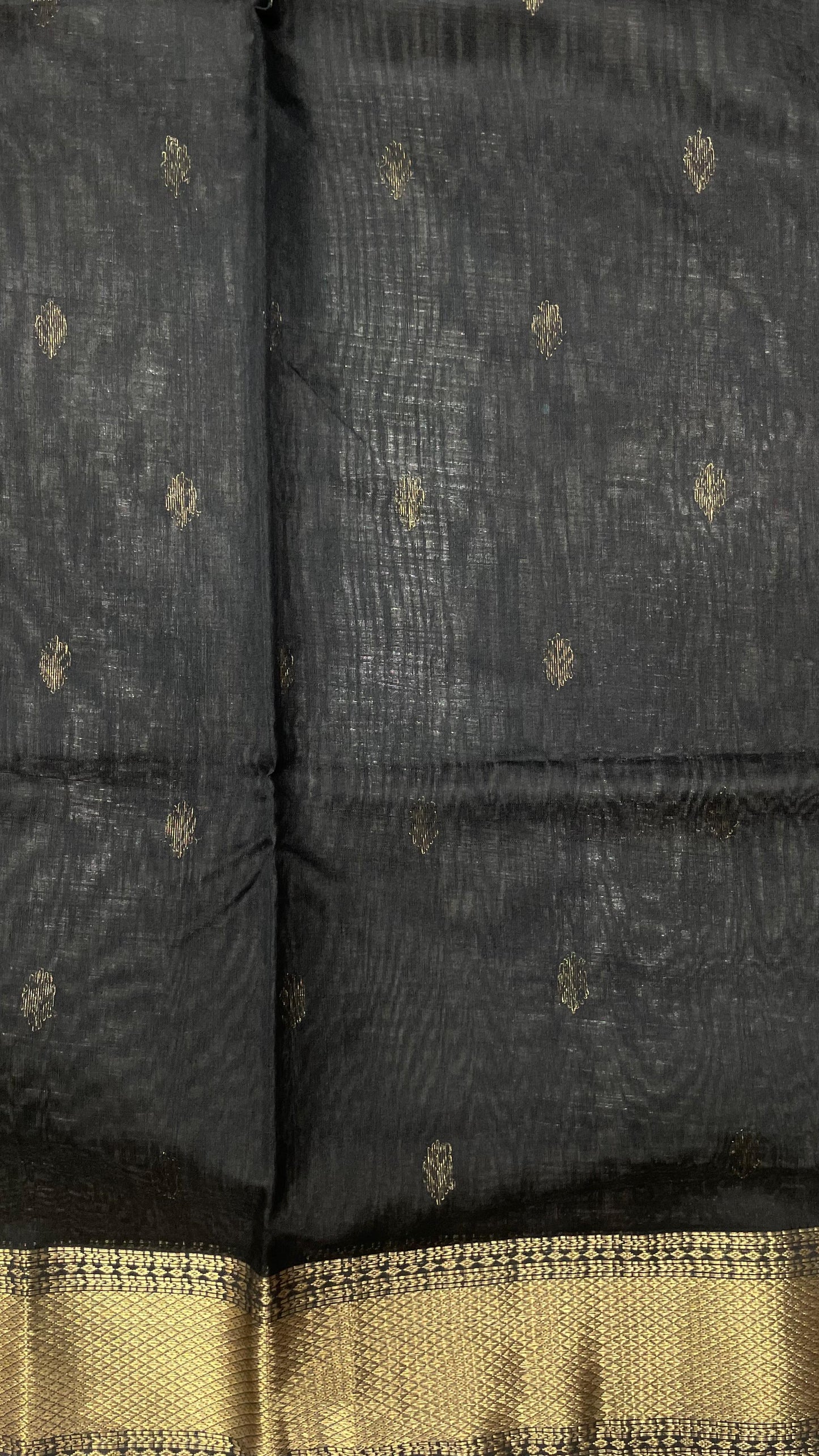 Handwoven Maheshwari Silk Cotton Saree with Buttas (COPPER)