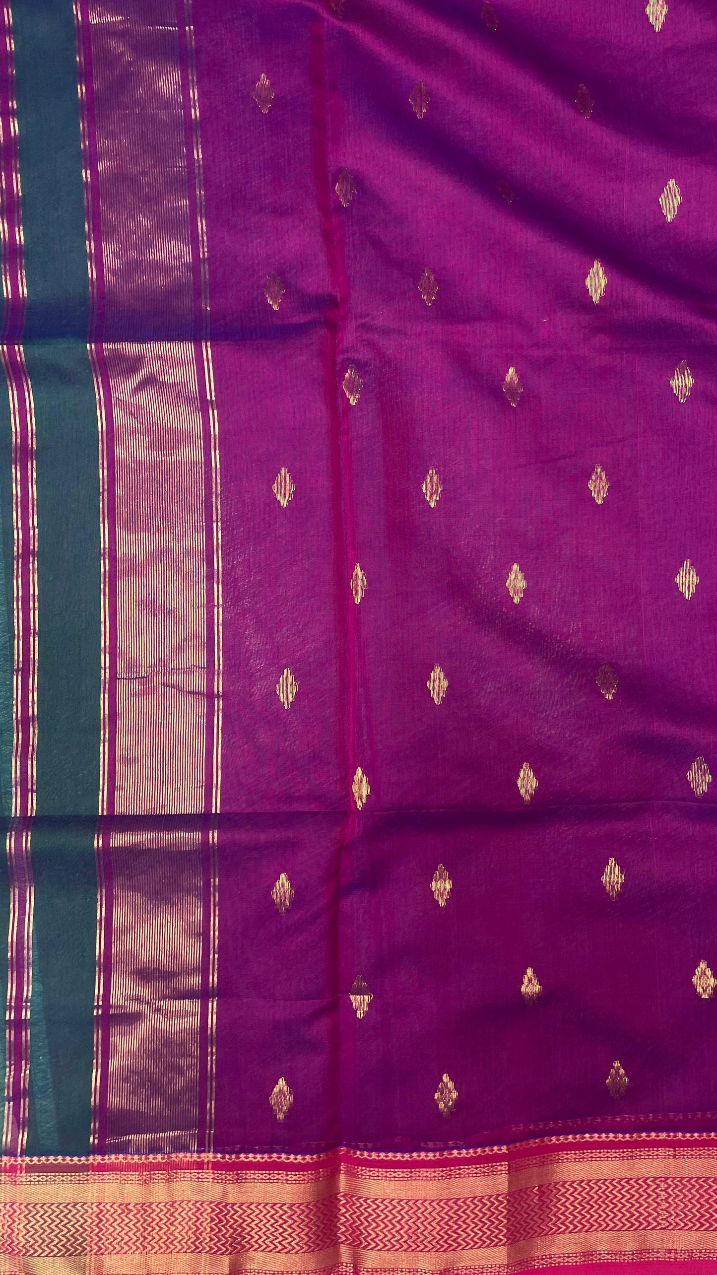 Handwoven Maheshwari Silk Cotton Saree with Buttas (PEACOCK GREEN)