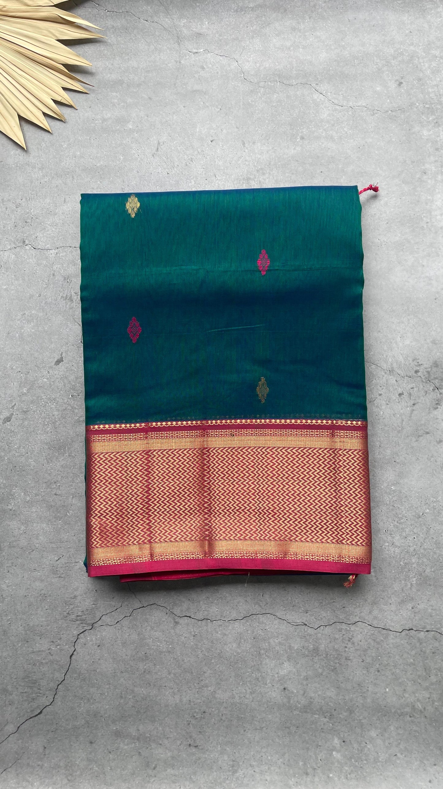Handwoven Maheshwari Silk Cotton Saree with Buttas (PEACOCK GREEN)