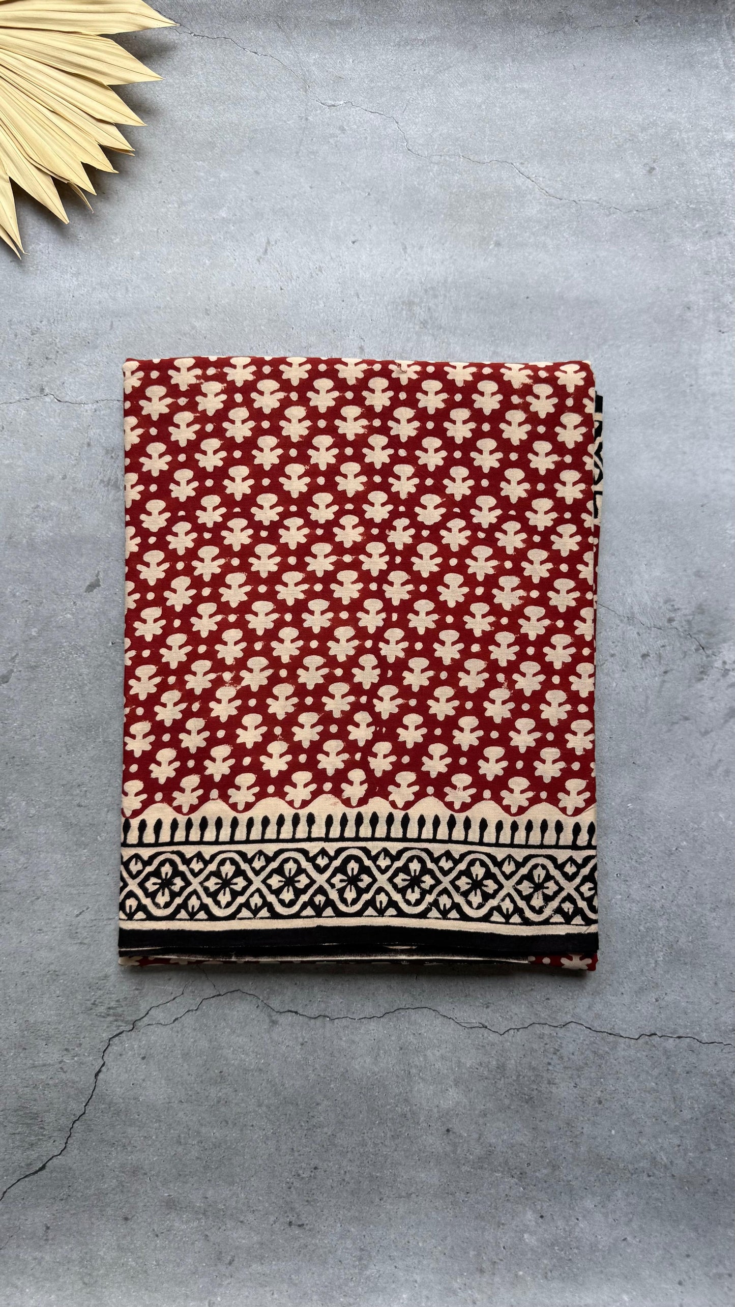 Soft Handblock Printed Cotton Saree (MAROON & OFF WHITE)