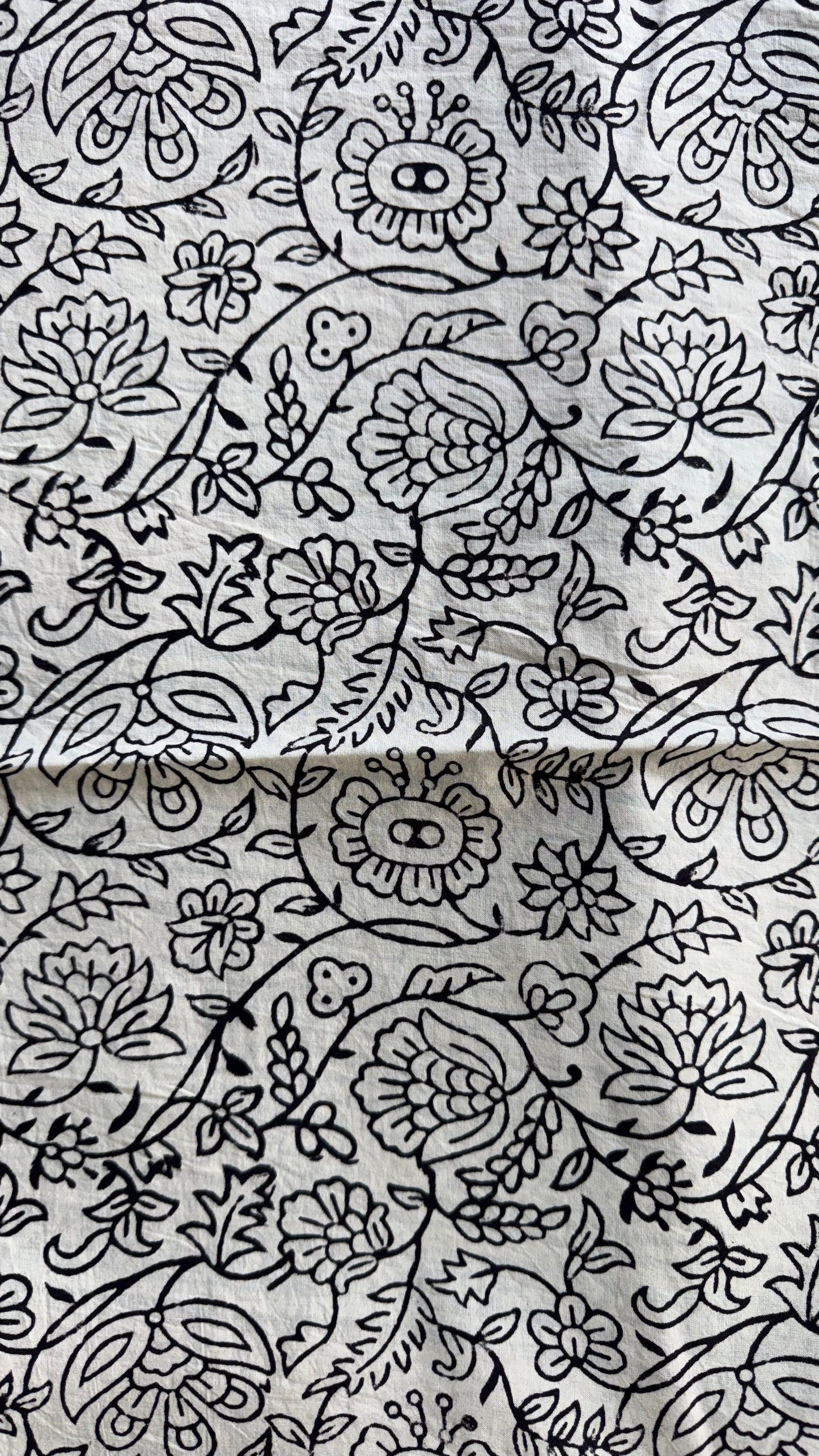 Soft Handblock Printed Cotton Saree (MAROON & OFF WHITE)
