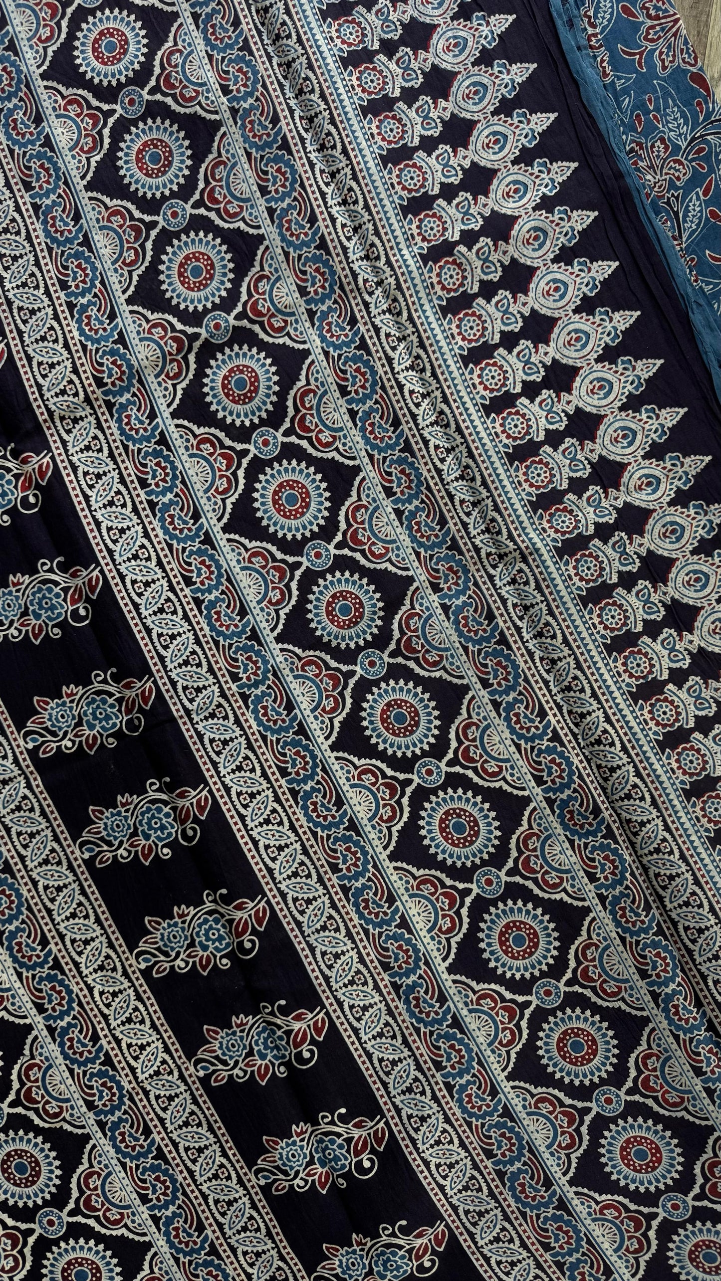 Soft Handblock Printed Cotton Saree (BLUE)
