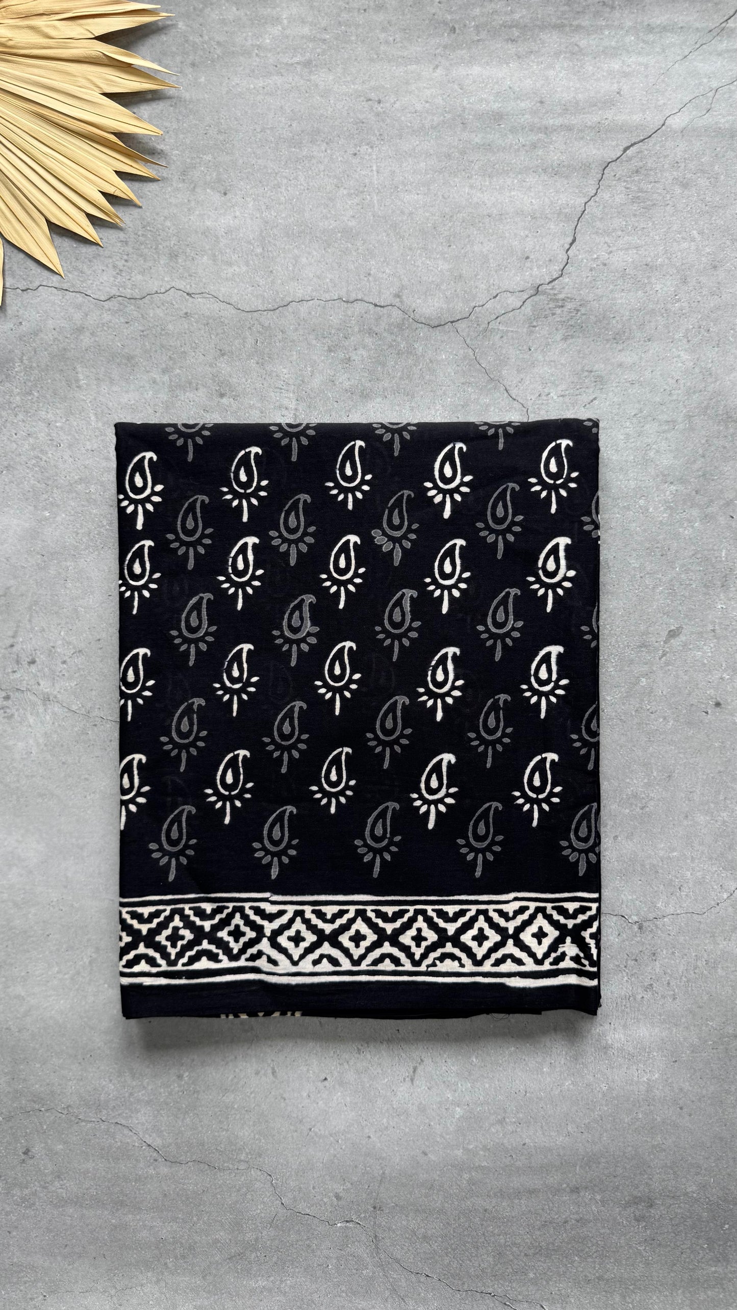 Soft Block Printed Mulmul Cotton Saree (BLACK)