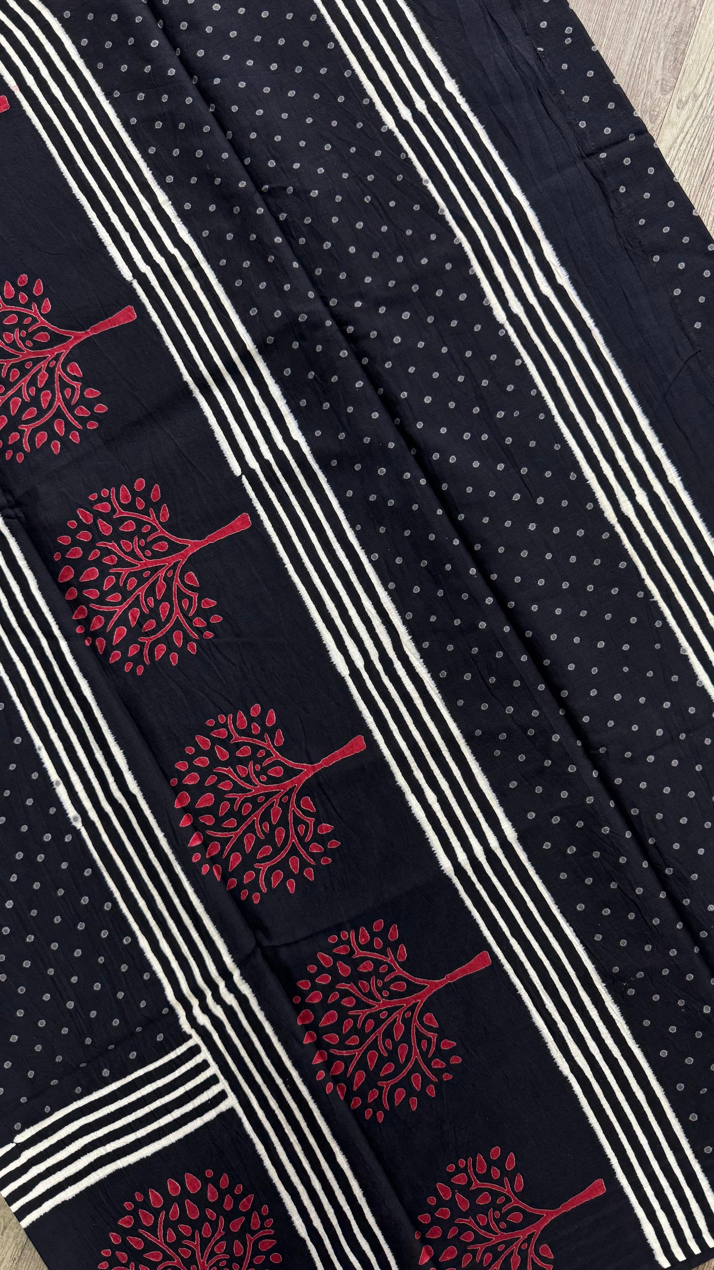 Soft Block Printed Mulmul Cotton Saree (BLACK)