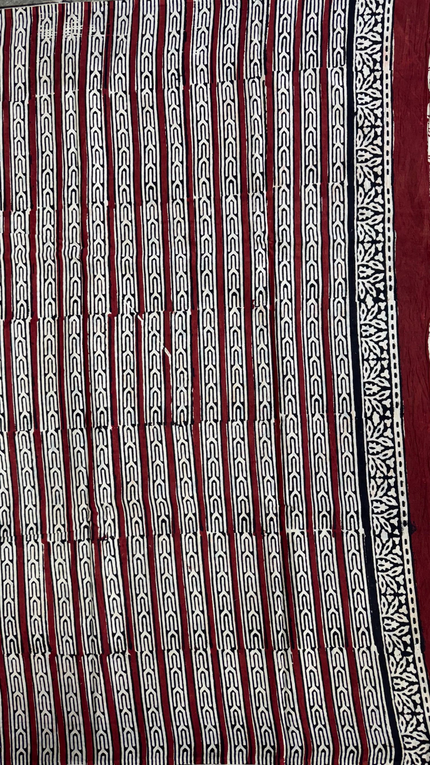 Soft Block Printed Mulmul Cotton Saree (OFF WHITE & MAROON)