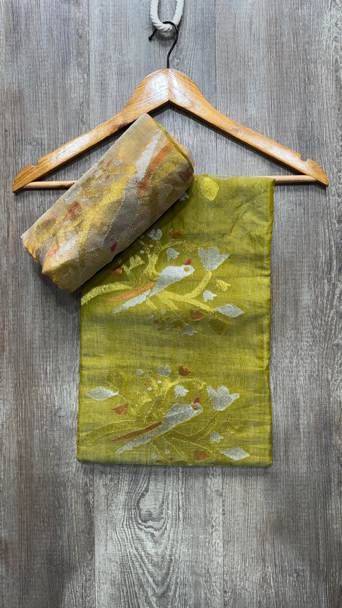 Muslin Tissue Jamdani Salwar Suit (MEHENDI GREEN)