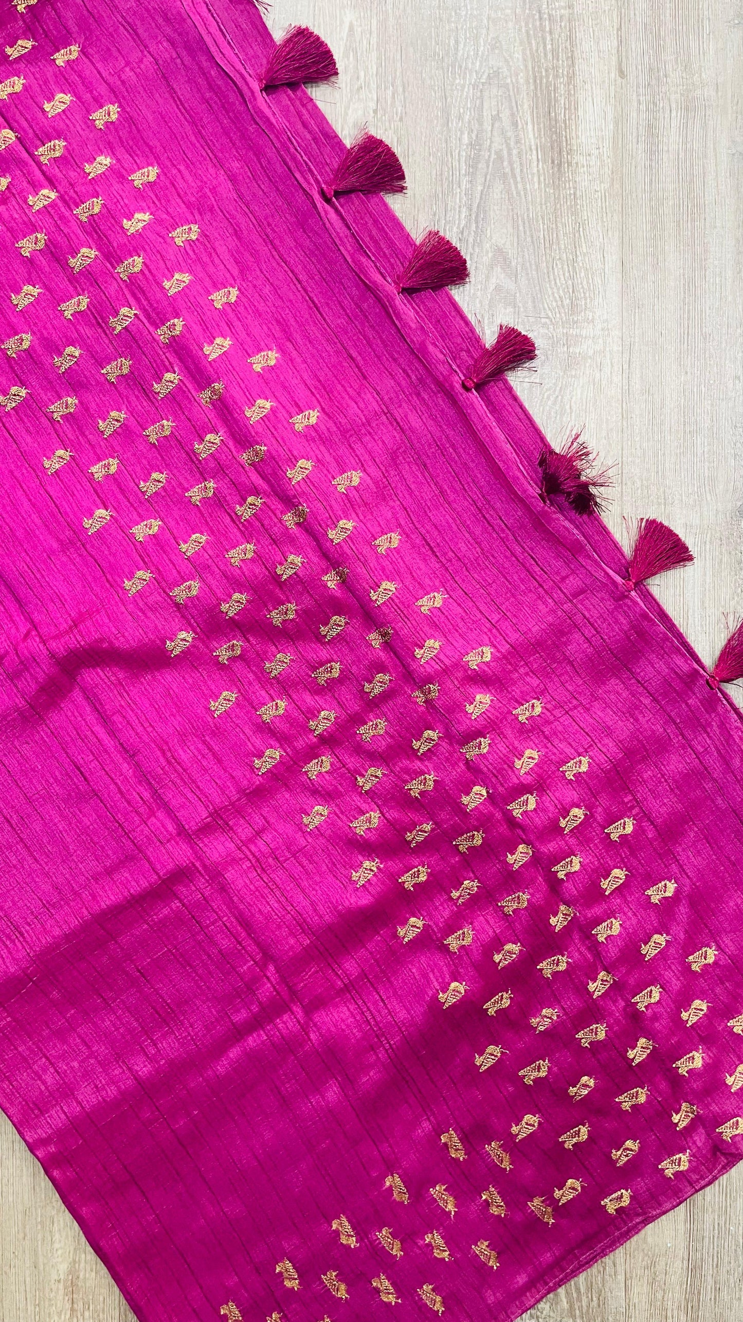 Soft Silk saree with Embroidery (MAGENTA)