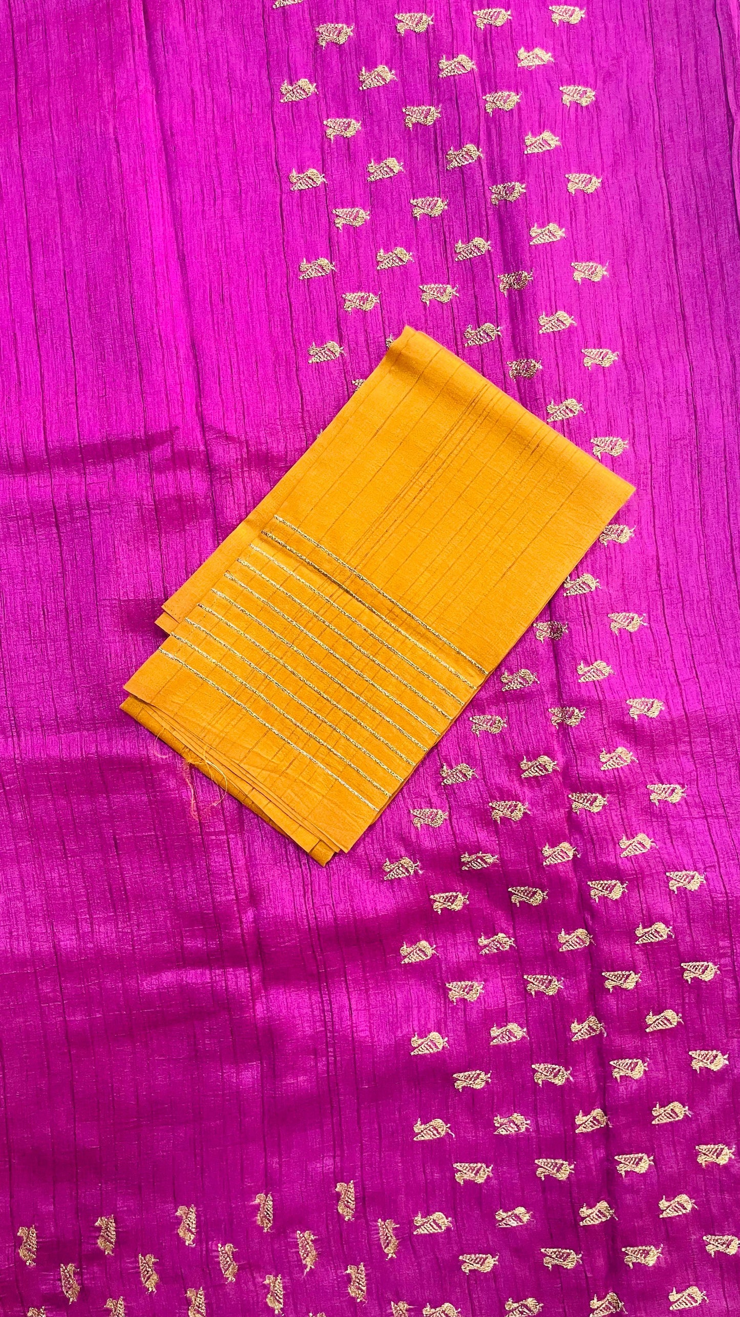 Soft Silk saree with Embroidery (MAGENTA)