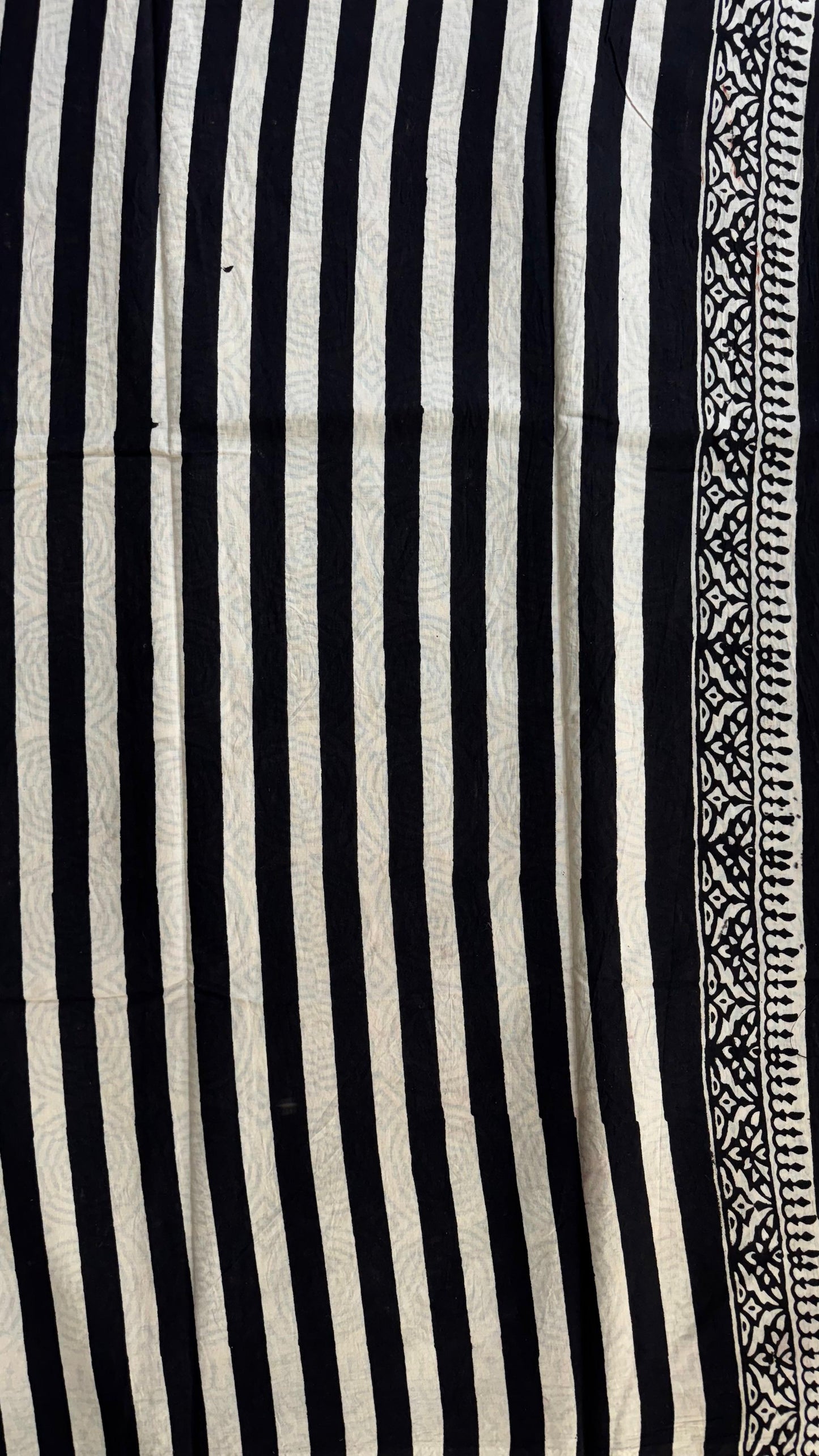 Soft Handblock Printed Cotton Saree (OFF WHITE & MAROON)