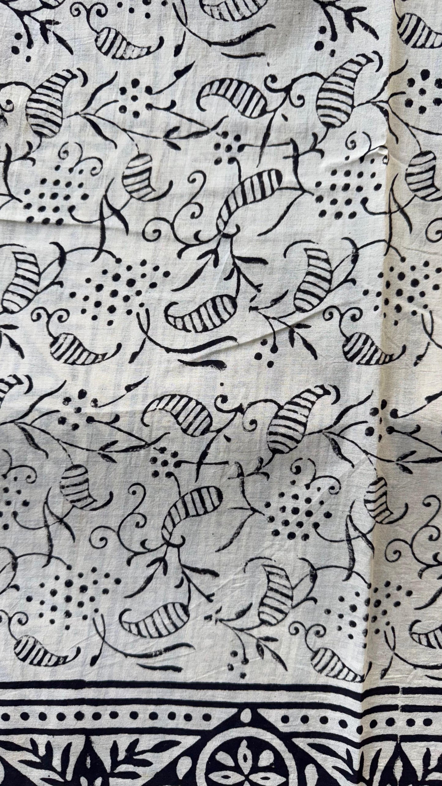 Soft Handblock Printed Cotton Saree (LIGHT BROWN)