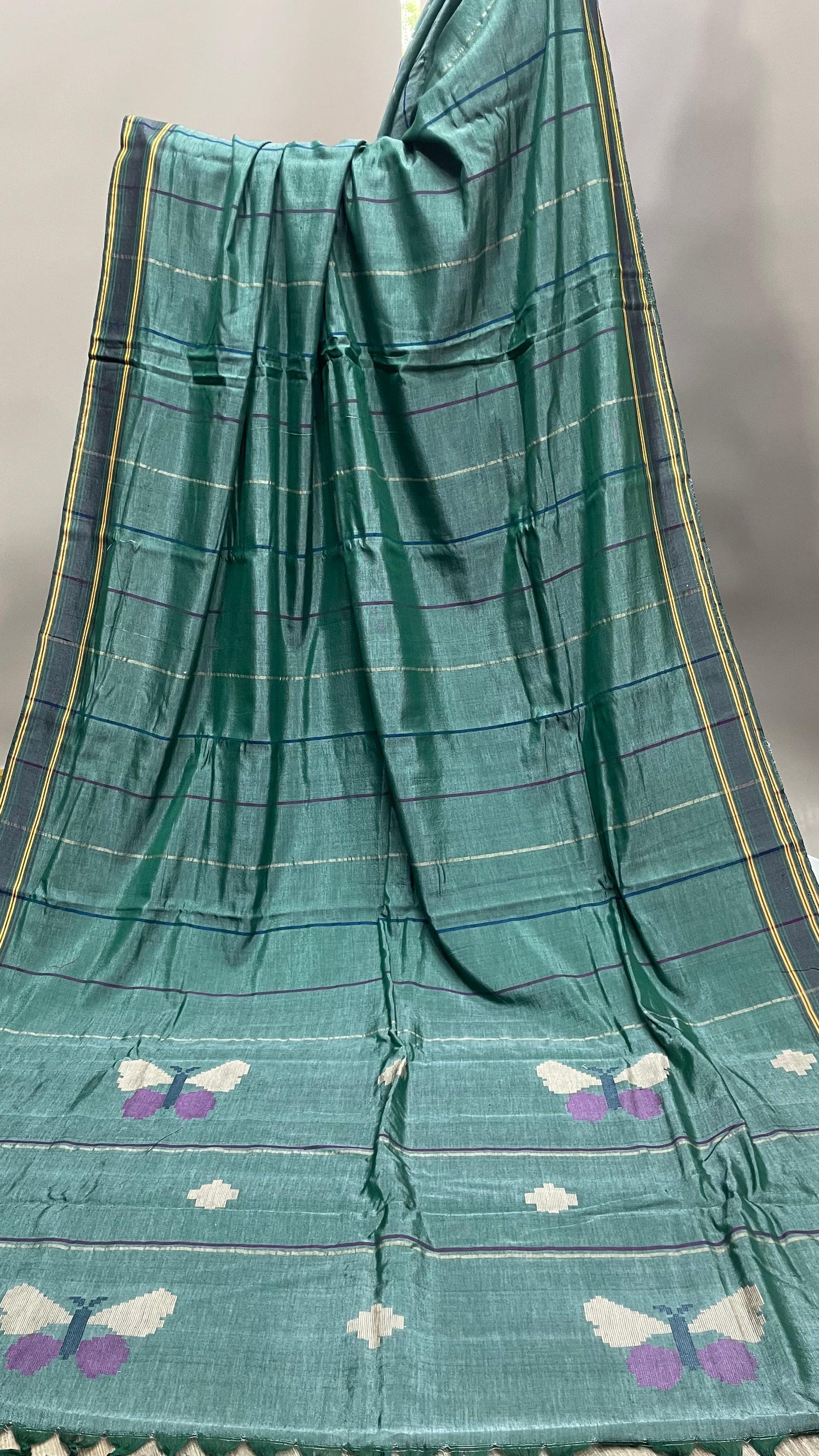 Shop Jamdani Sarees