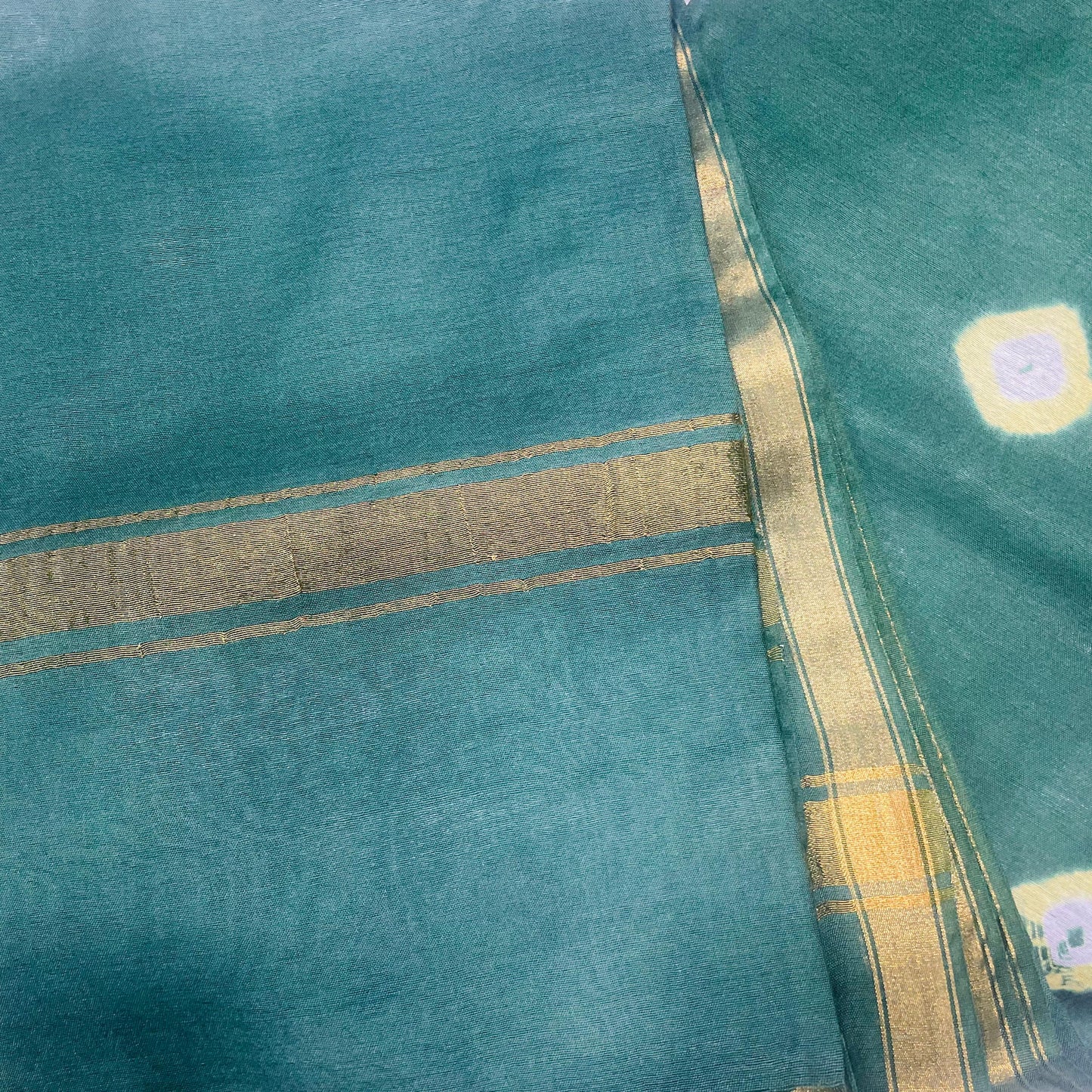 Soft Silk Cotton Saree with Bandhani Print (GREEN)