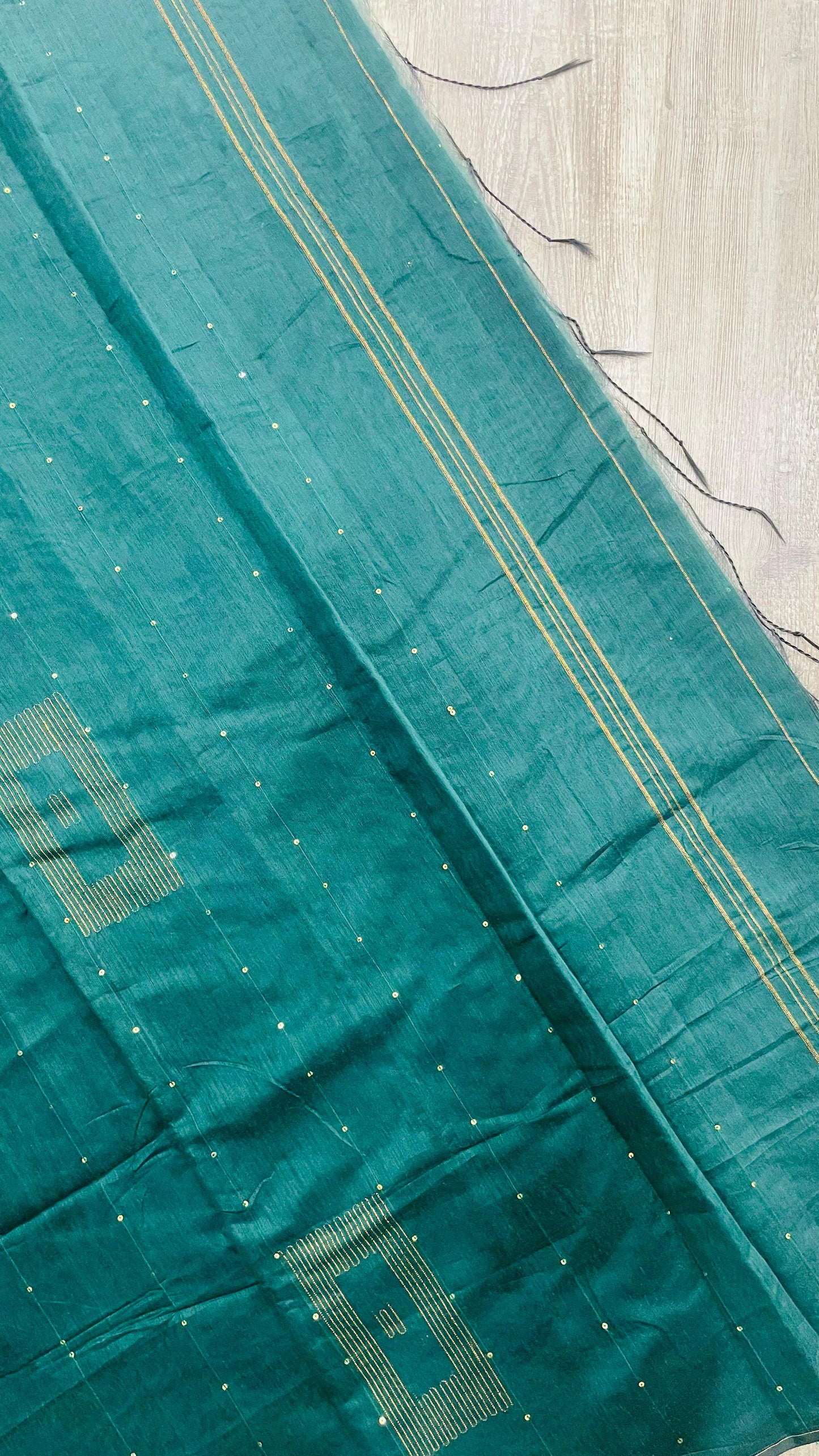 Cotton Saree with Sequins (DARK GREEN)