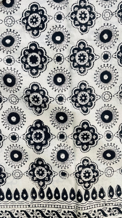 Soft Handblock Printed  Cotton Saree (OFF WHITE & BLACK)