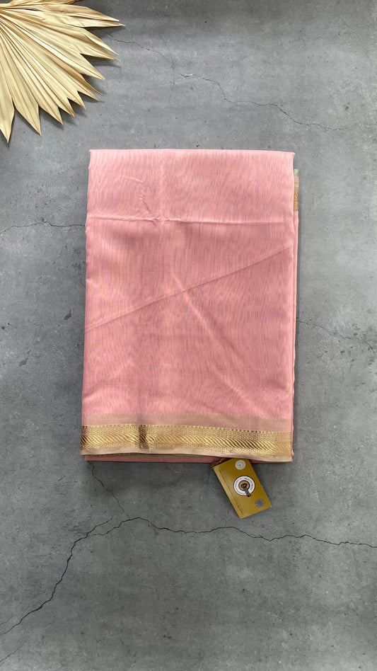 Handwoven Maheshwari Silk Cotton Saree (BUBBLEGUM PINK)