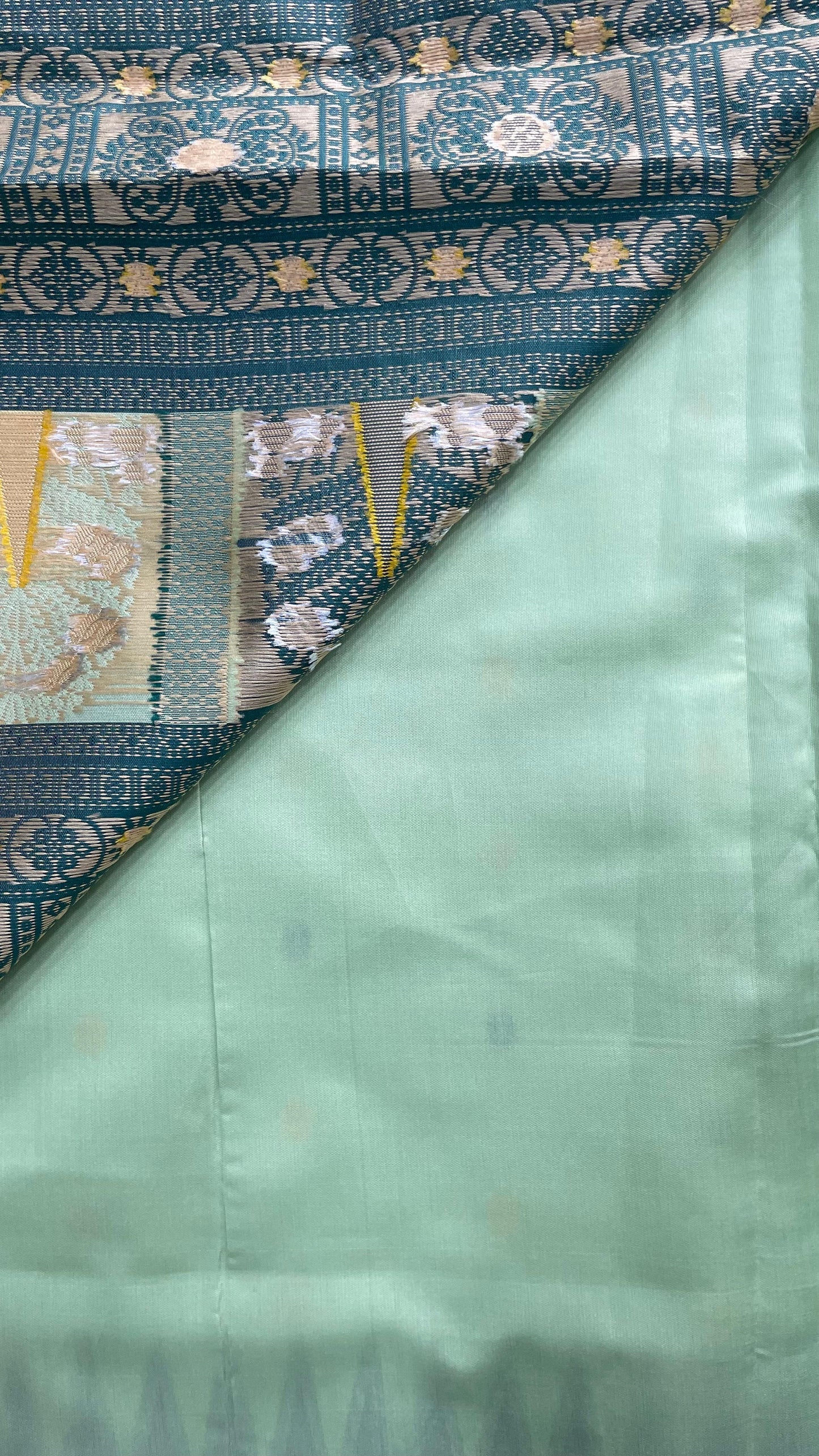 Semi Silk Saree with all over Buttas (PISTA GREEN)