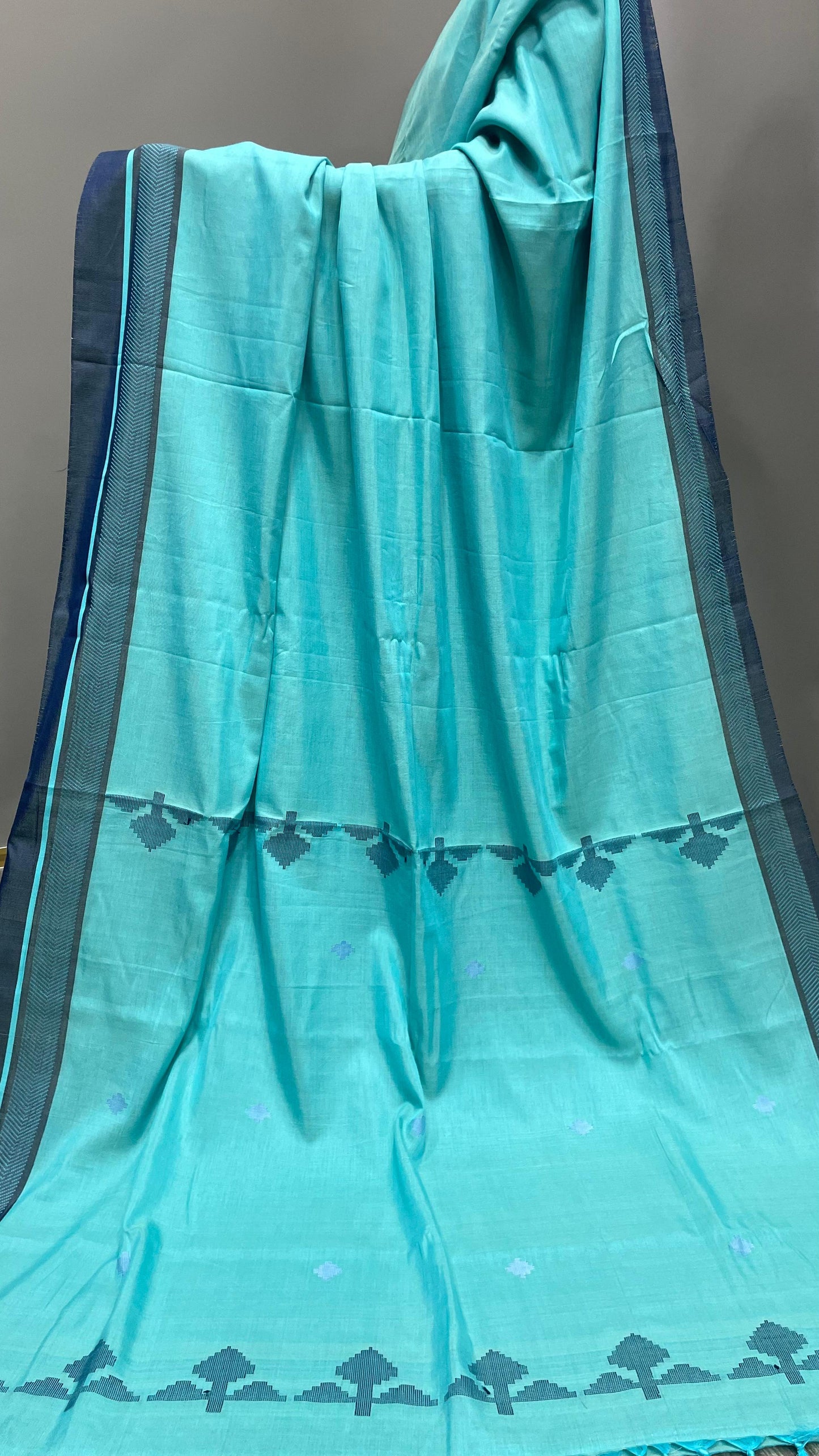 Premium Handwoven Soft Silk Jamdani Saree (LIGHT BLUE)