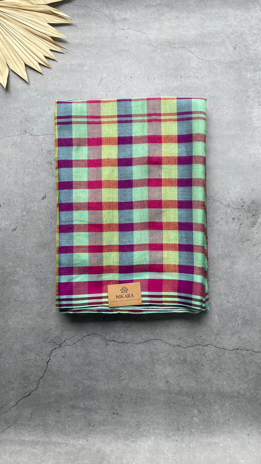 Premium Handwoven Soft Silk Checks Saree (LIGHT GREEN)