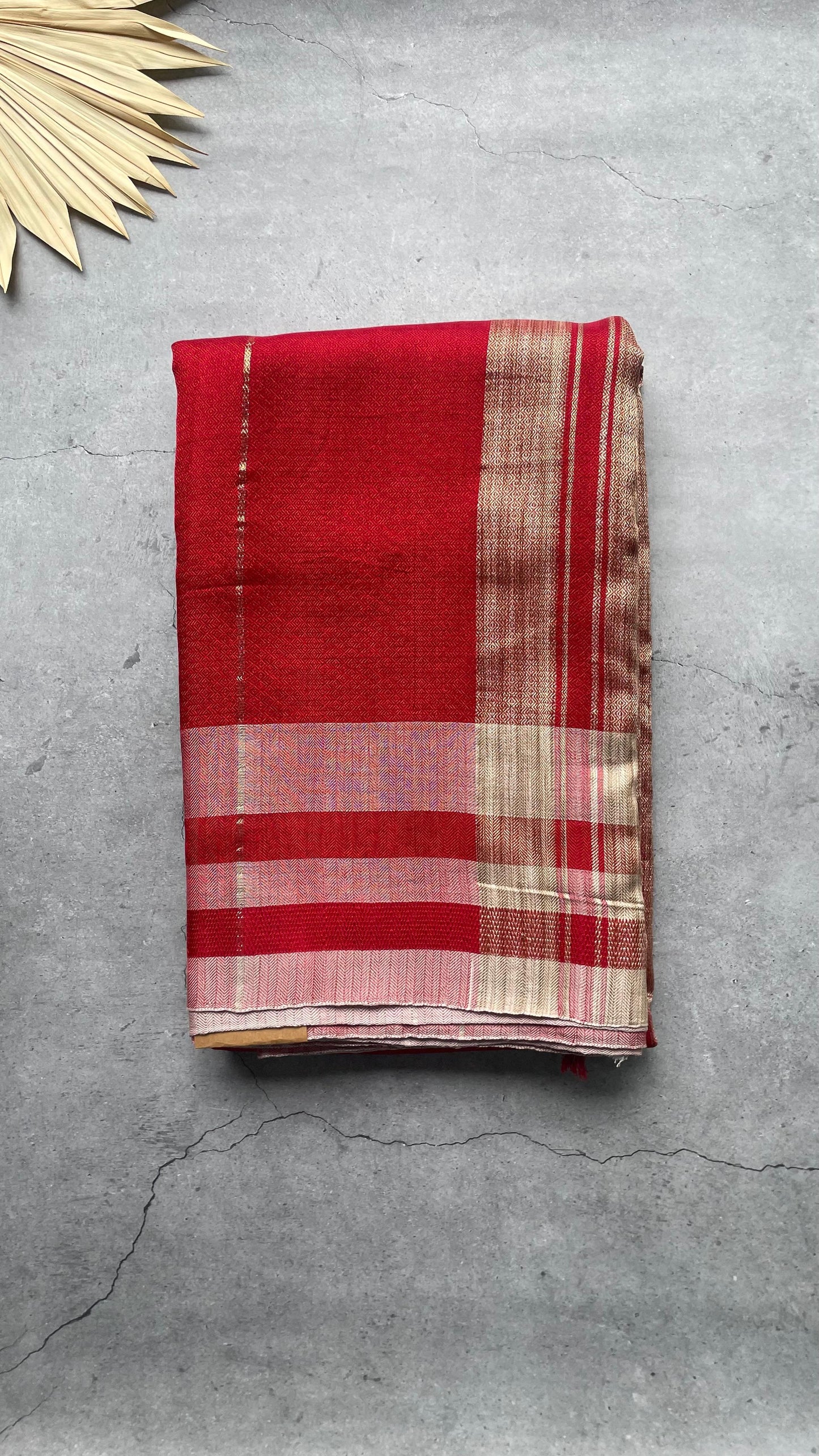 Premium Handwoven Dobby Weave Soft Silk Saree (DEEP RED)