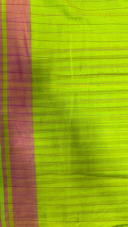 Premium Handwoven Soft Silk Saree with Ganga-Jamuna Border (LIGHT GREEN)