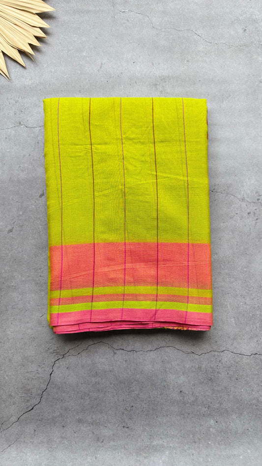 Premium Handwoven Soft Silk Saree with Ganga-Jamuna Border (LIGHT GREEN)