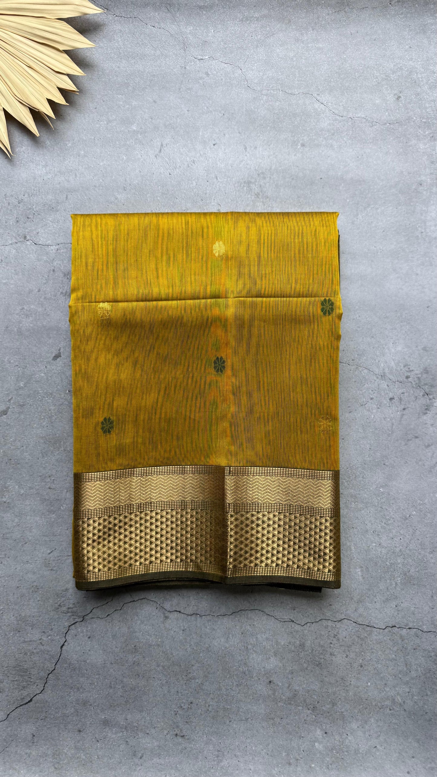 Handwoven Maheshwari Silk Cotton Saree with Buttas (LEMON GRASS GREEN)