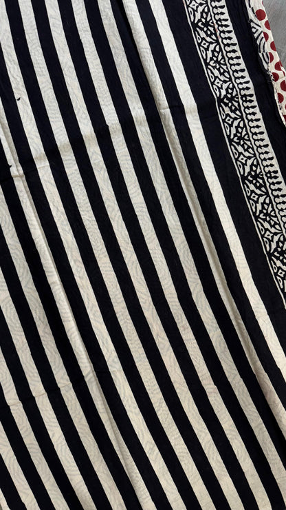 Soft Handblock Printed  Cotton Saree (OFF WHITE & MAROON)