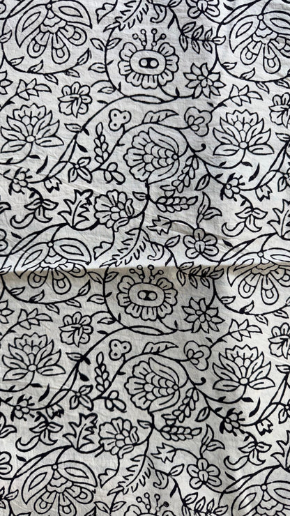 Soft Handblock Printed  Cotton Saree (OFF WHITE & BLACK)