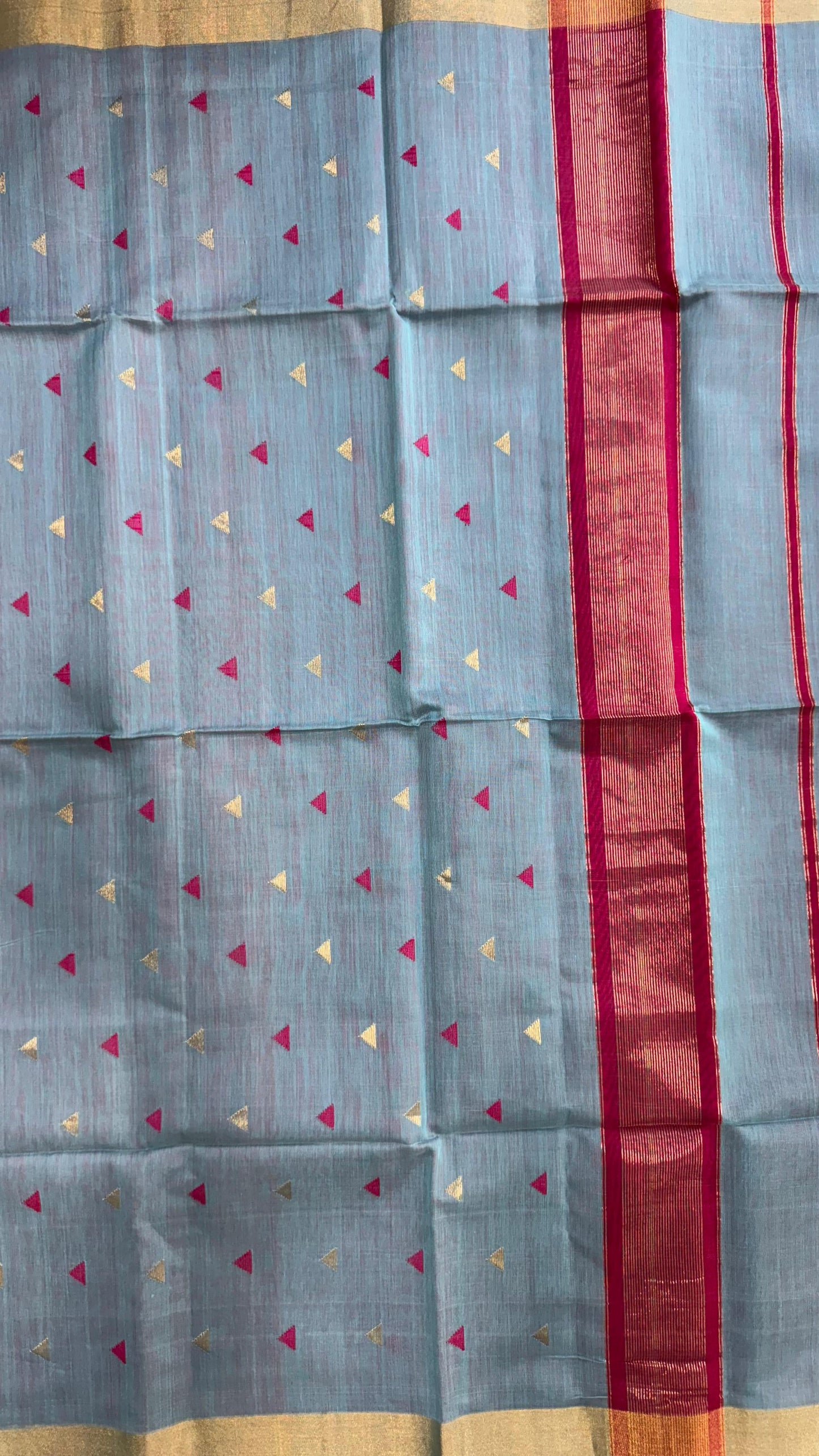 Handwoven Maheshwari Silk Cotton Saree with Buttas (LIGHT BLUE)