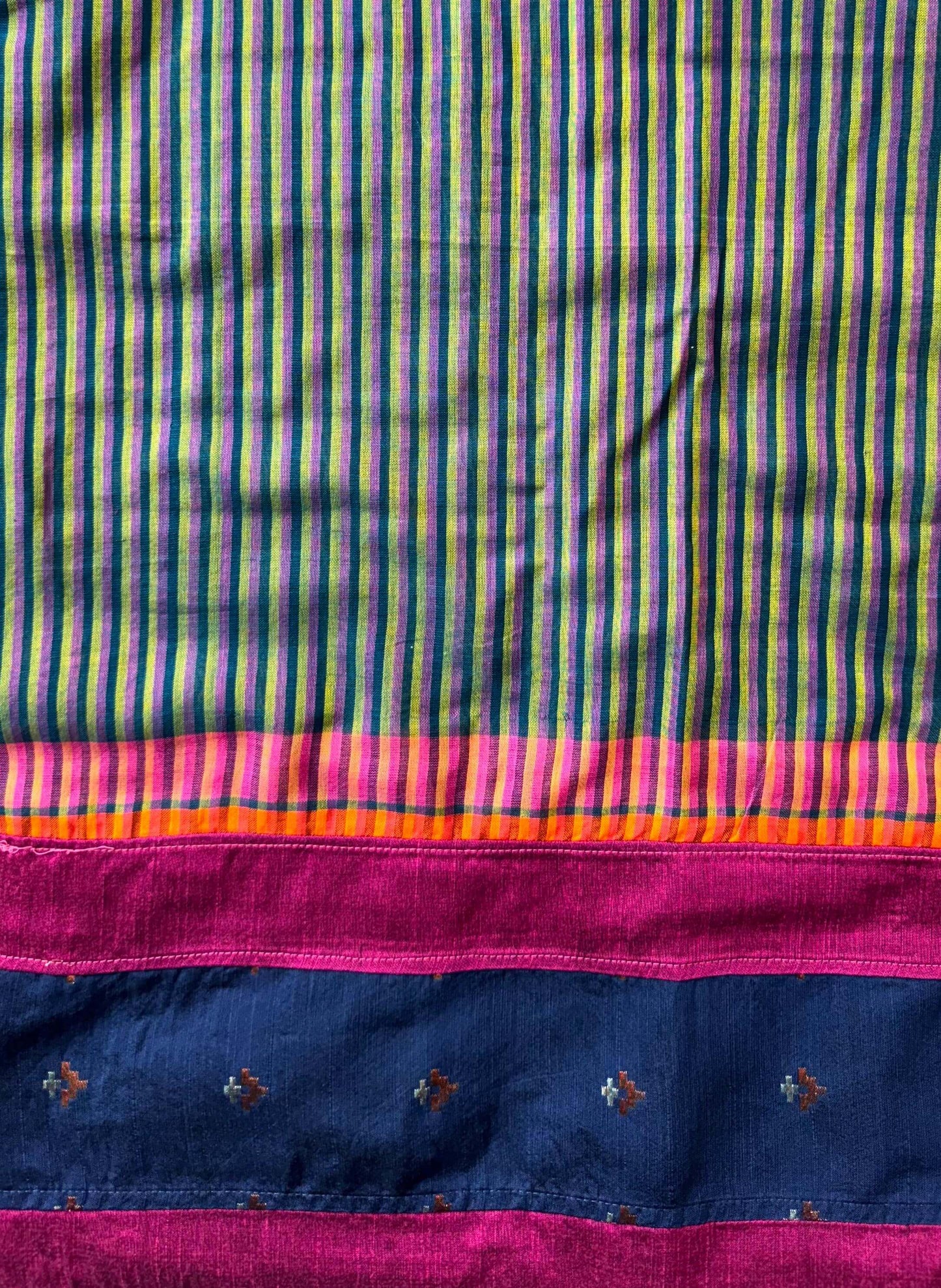 Premium Handwoven Soft Cotton Jamdani Saree (Navy Blue)