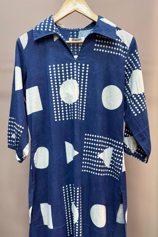Mulmul Cotton Indigo Printed Shapes Kurti (INDIGO)