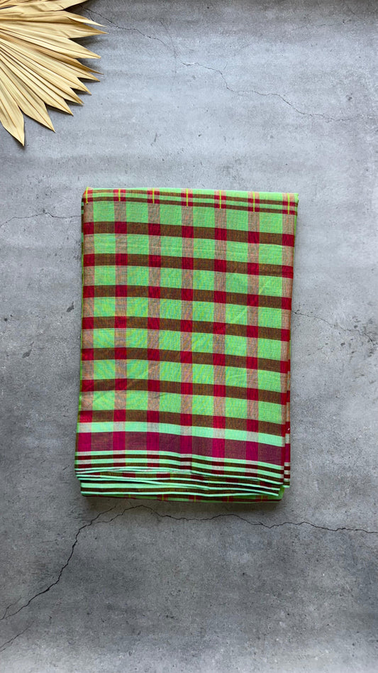 Premium Handwoven Soft Silk Cotton Checks Saree (GREEN)