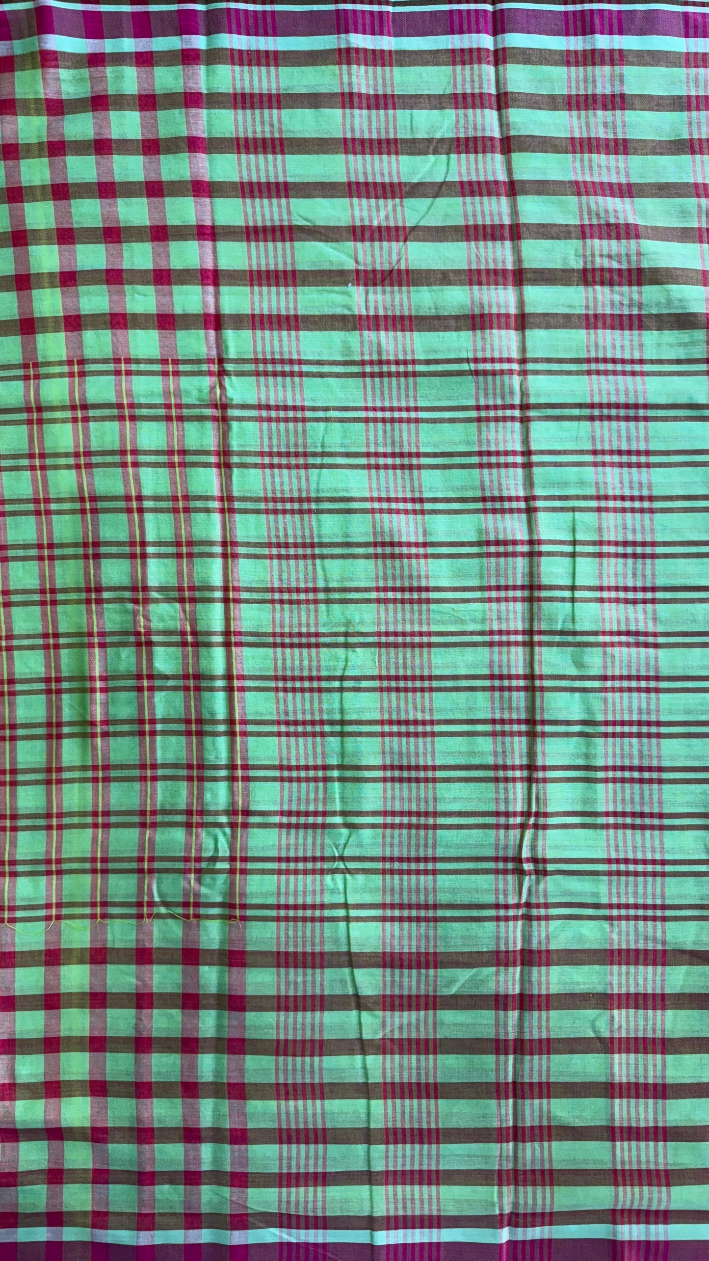 Premium Handwoven Soft Silk Cotton Checks Saree (GREEN)