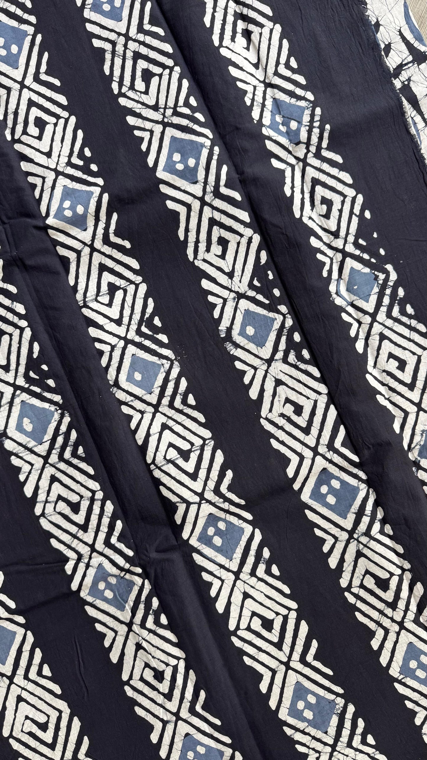 Soft Block Printed  Mulmul Cotton Saree (OFF-WHITE & BLACK)