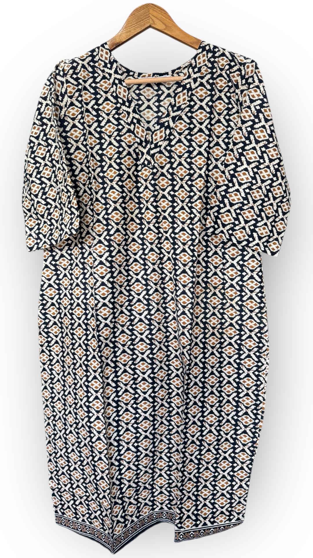 Printed Kalamkari Cotton Kurti (BLACK & OFF WHITE)