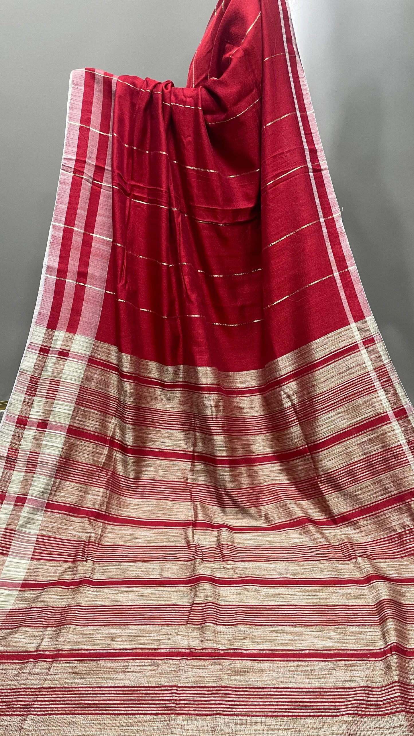 Premium Handwoven Dobby Weave Soft Silk Saree (DEEP RED)